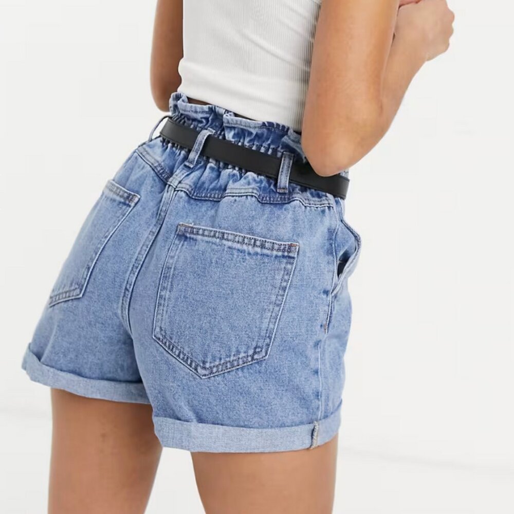 High Waisted Paper Bag Light Wash Denim Women's Shorts SIZE 4 P